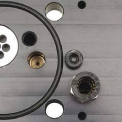 Přesné CNC obrábění použitých součástí